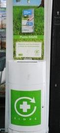 Farmacia Miralvalle caneca de reciclaje