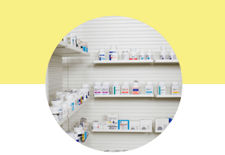 Farmacia Miralvalle medicamentos en frascos